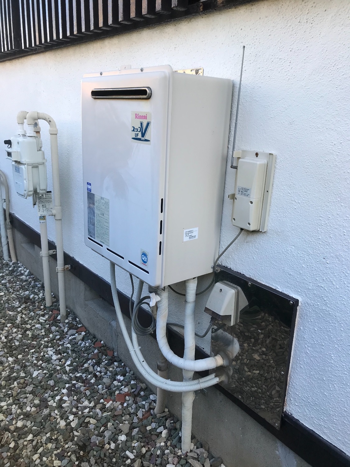 施工前 | 藤沢市周辺エリアのガス給湯器・電気温水器・エコキュート交換｜ 株式会社内藤商事