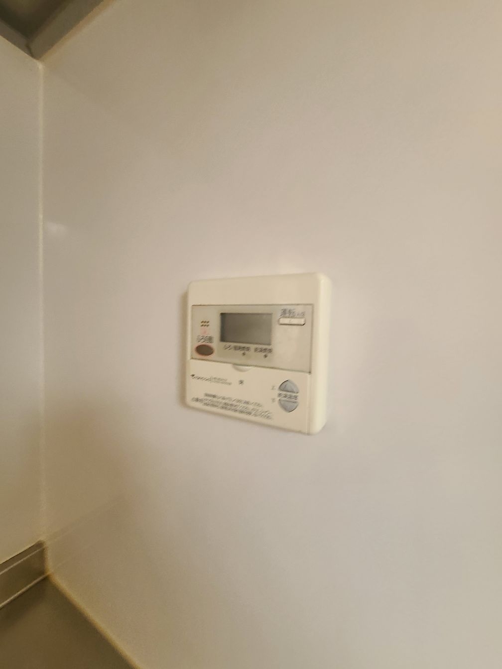 施工前 | 藤沢市周辺エリアのガス給湯器・電気温水器・エコキュート交換｜ 株式会社内藤商事