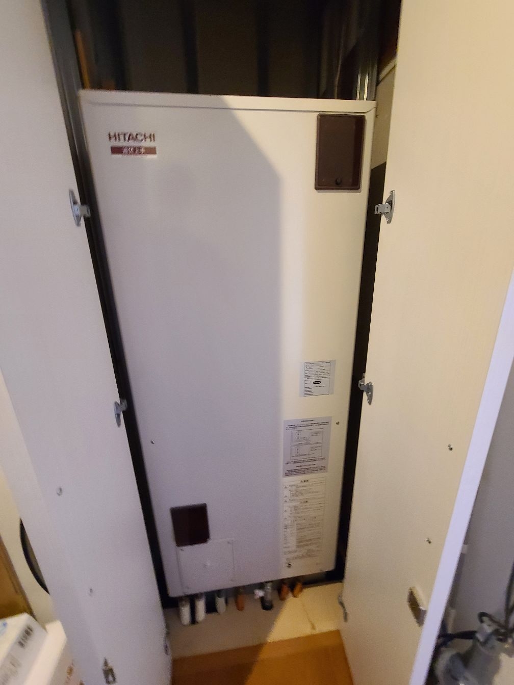 施工前 | 藤沢市周辺エリアのガス給湯器・電気温水器・エコキュート交換｜ 株式会社内藤商事