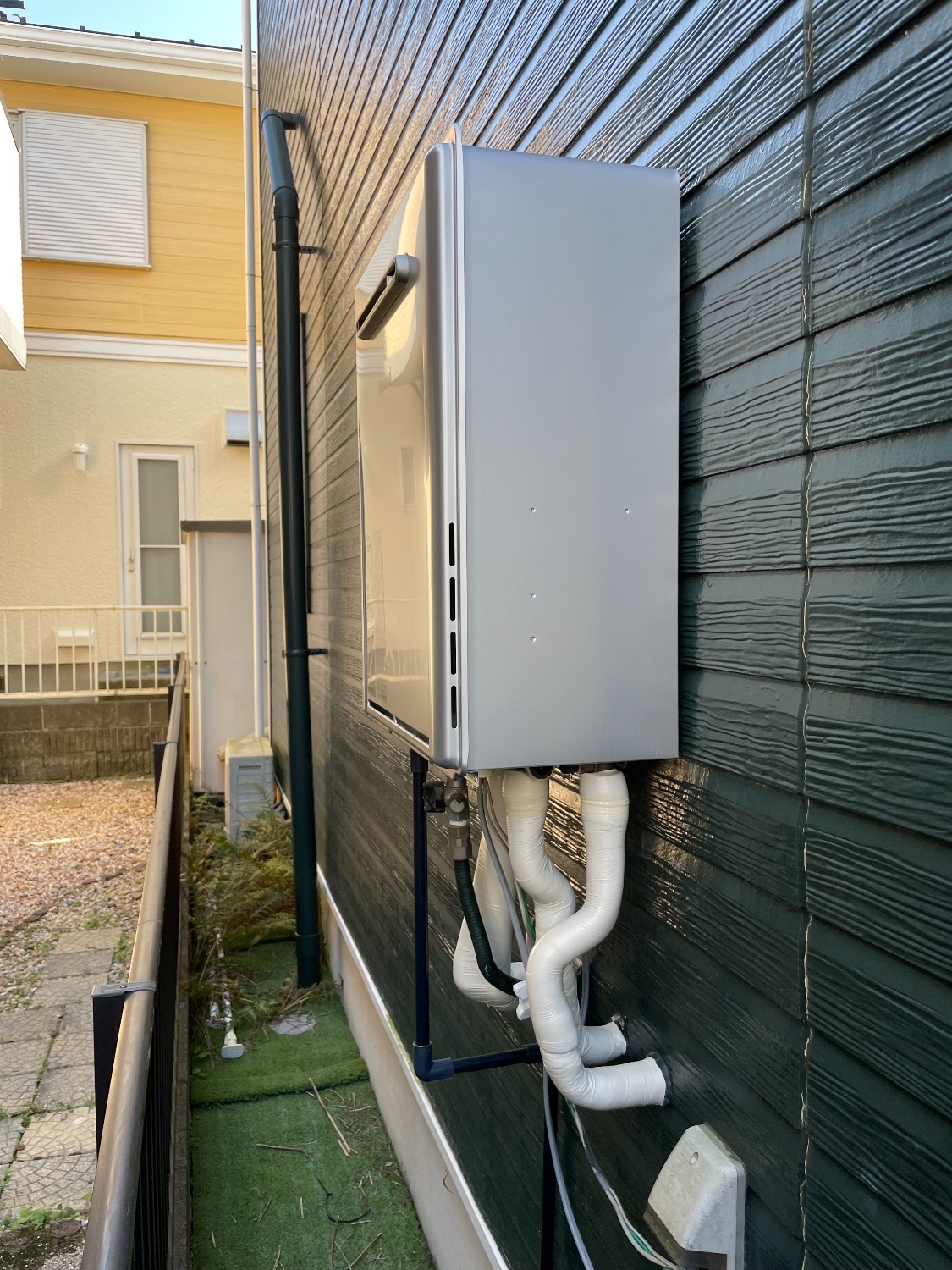 施工後 | 藤沢市周辺エリアのガス給湯器・電気温水器・エコキュート交換｜ 株式会社内藤商事