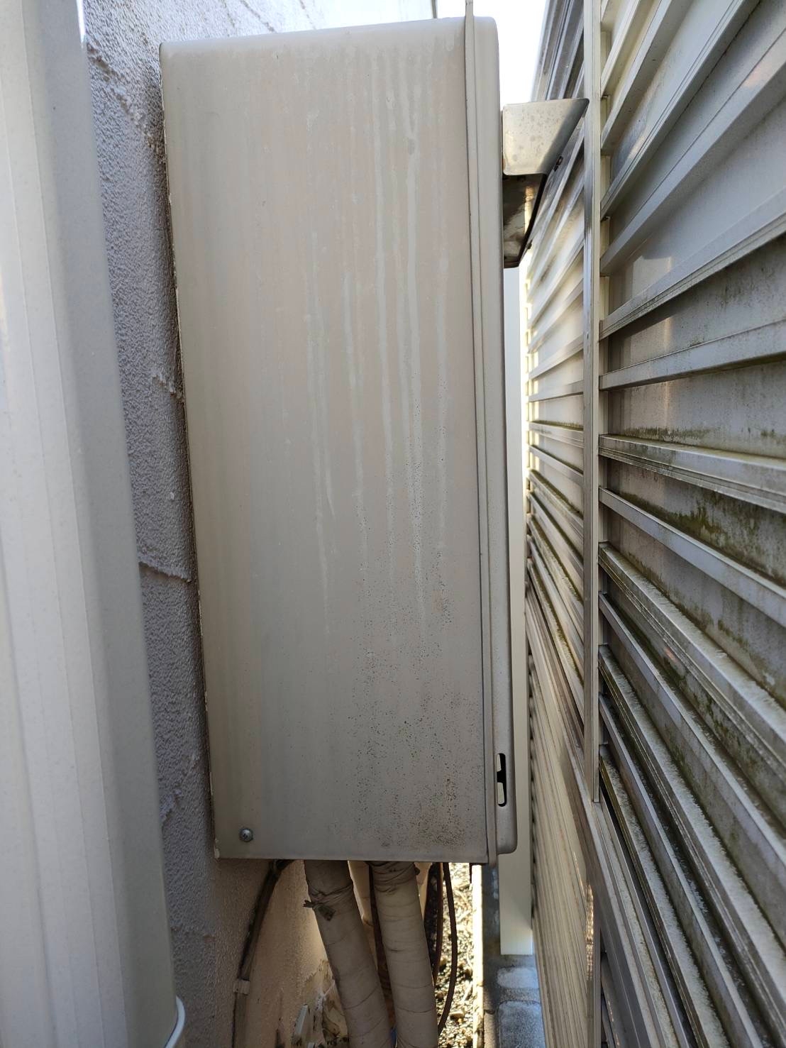 施工前 | 藤沢市周辺エリアのガス給湯器・電気温水器・エコキュート交換｜ 株式会社内藤商事