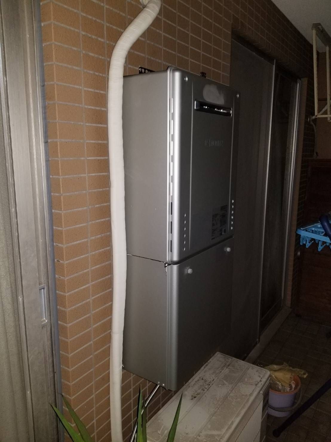 施工後 | 藤沢市周辺エリアのガス給湯器・電気温水器・エコキュート交換｜ 株式会社内藤商事