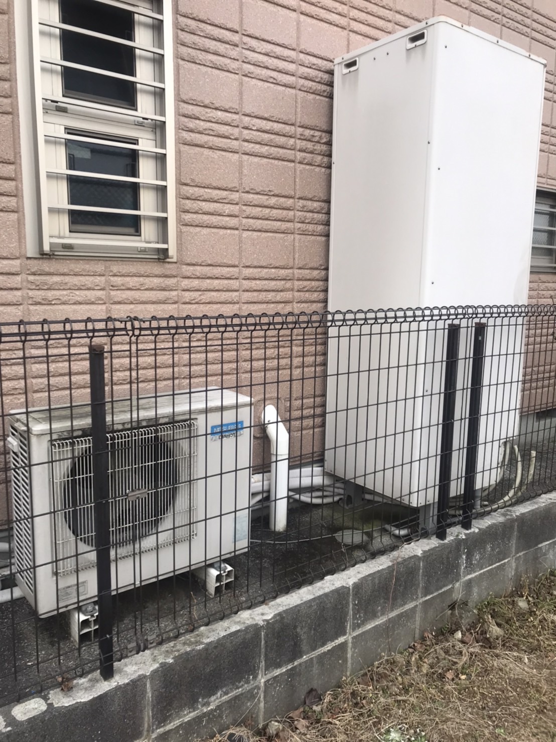 施工前 | 藤沢市周辺エリアのガス給湯器・電気温水器・エコキュート交換｜ 株式会社内藤商事