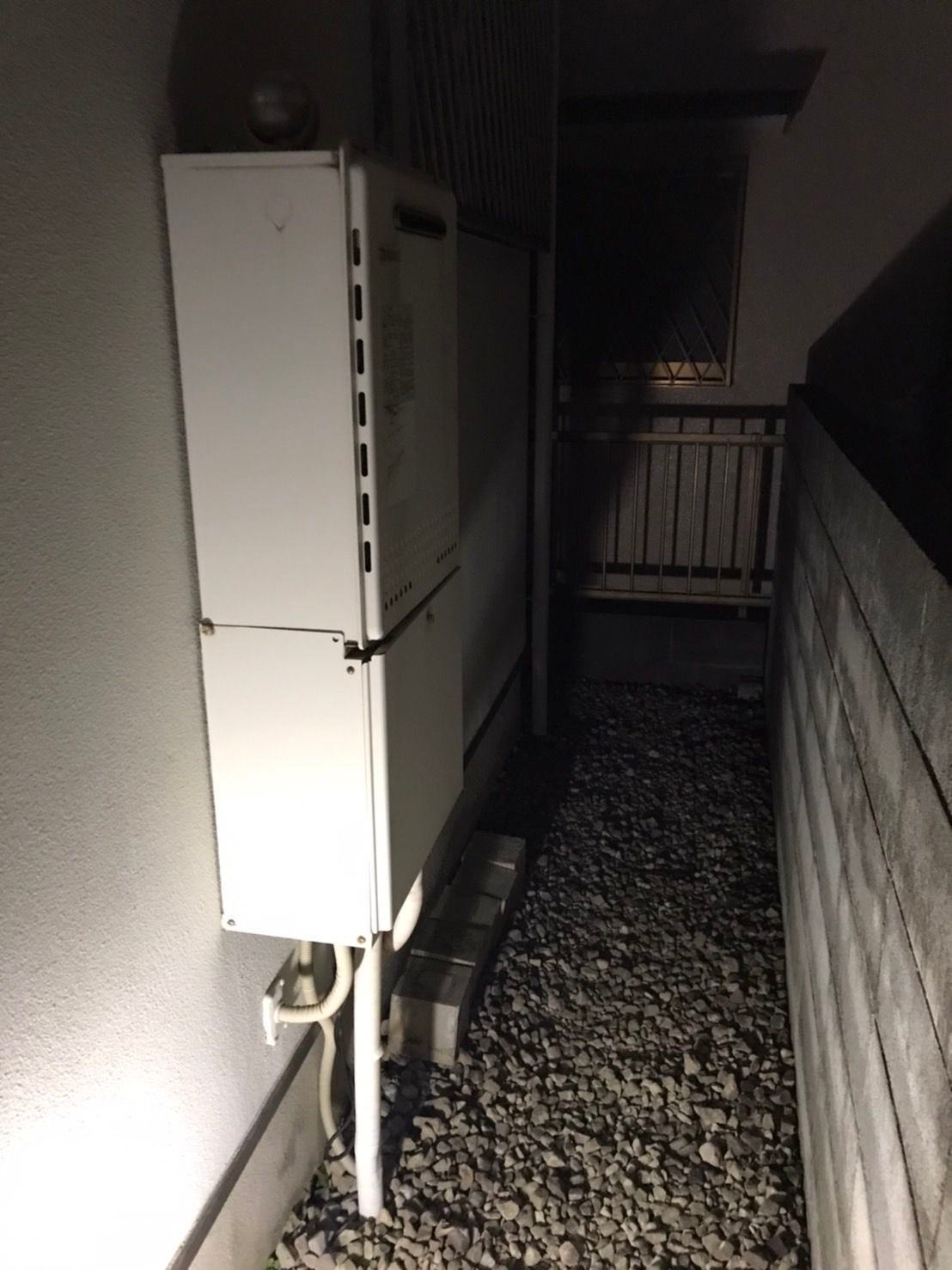 施工前 | 藤沢市周辺エリアのガス給湯器・電気温水器・エコキュート交換｜ 株式会社内藤商事