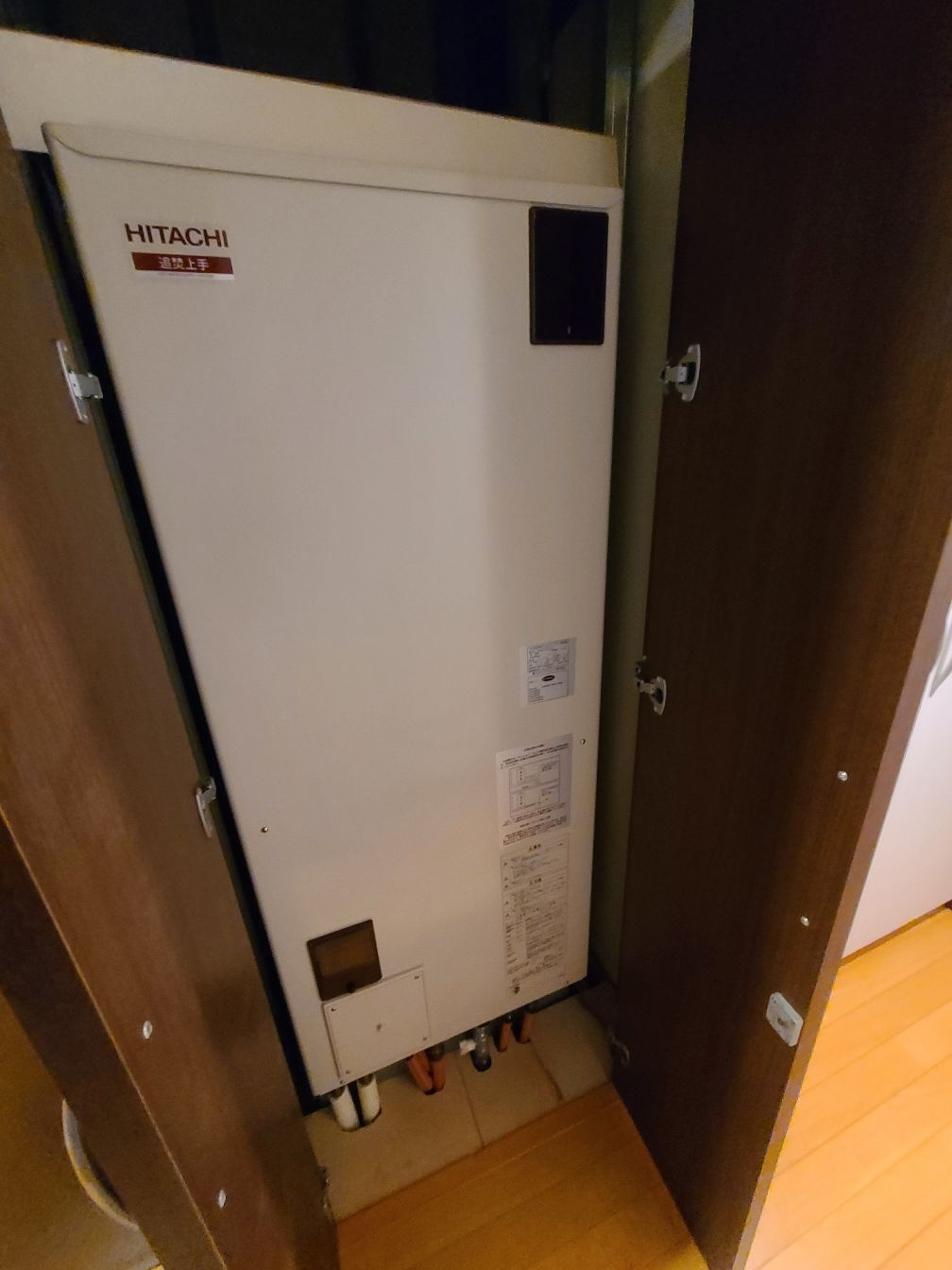 施工前 | 藤沢市周辺エリアのガス給湯器・電気温水器・エコキュート交換｜ 株式会社内藤商事