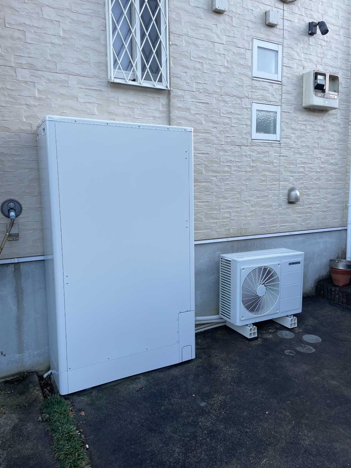 施工後 | 藤沢市周辺エリアのガス給湯器・電気温水器・エコキュート交換｜ 株式会社内藤商事