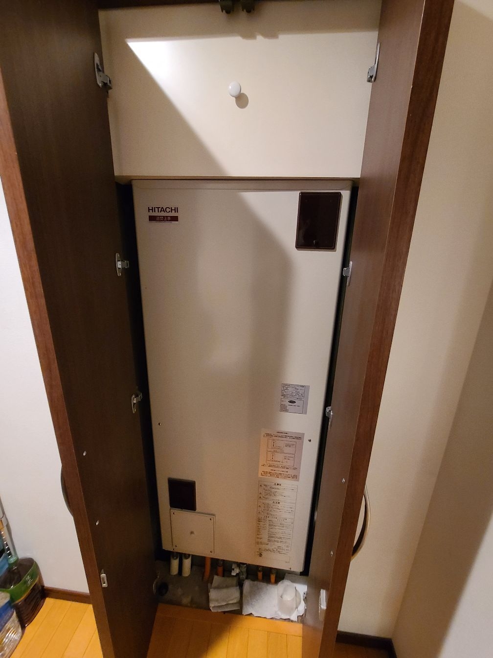 施工前 | 藤沢市周辺エリアのガス給湯器・電気温水器・エコキュート交換｜ 株式会社内藤商事