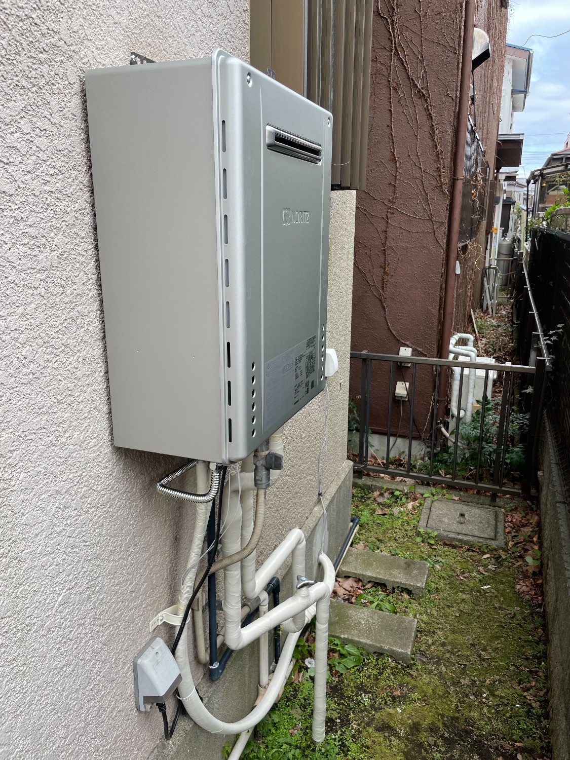 施工後 | 藤沢市周辺エリアのガス給湯器・電気温水器・エコキュート交換｜ 株式会社内藤商事