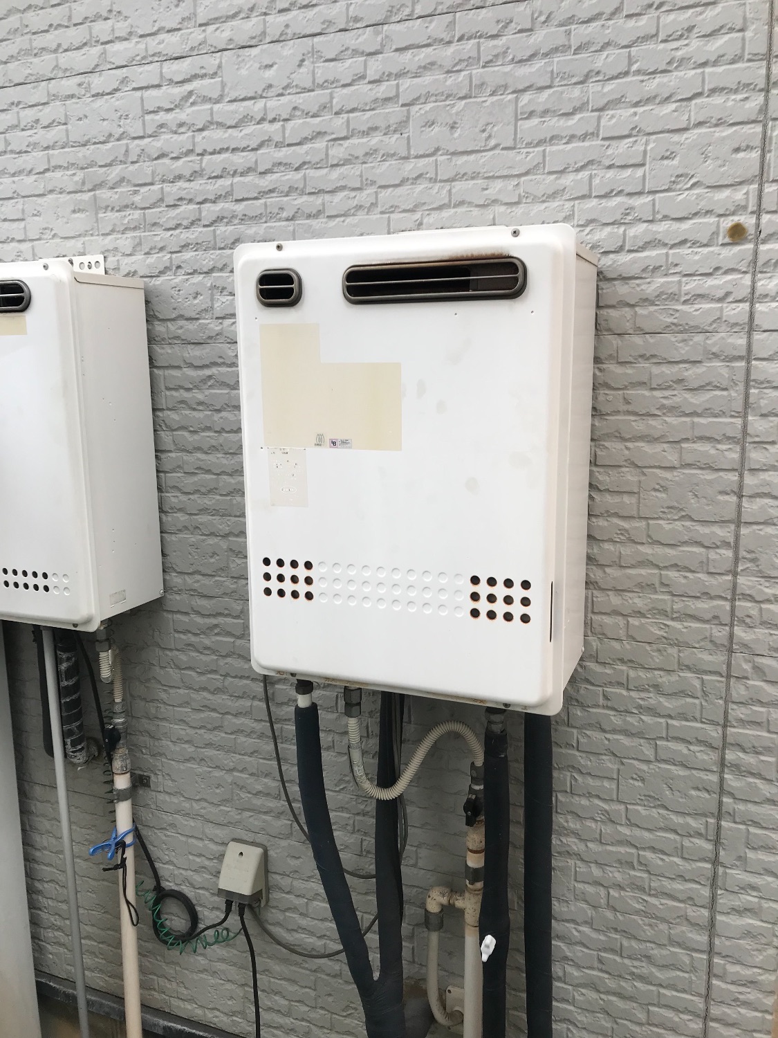 施工前 | 藤沢市周辺エリアのガス給湯器・電気温水器・エコキュート交換｜ 株式会社内藤商事