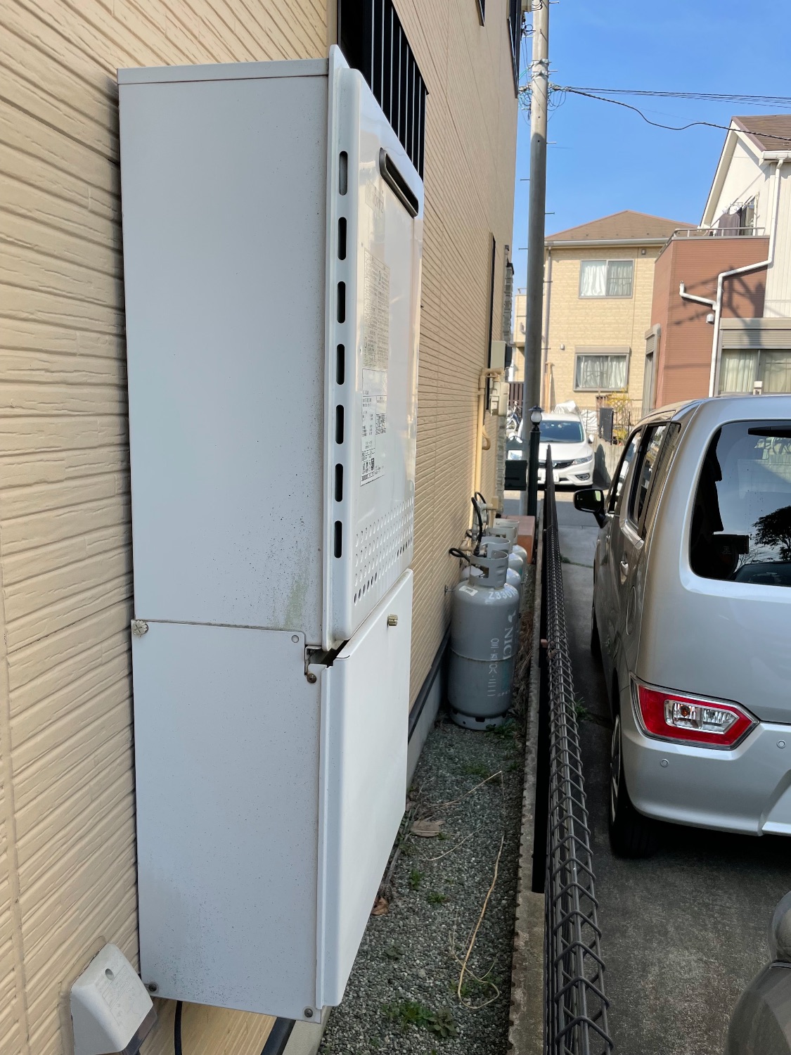 施工前 | 藤沢市周辺エリアのガス給湯器・電気温水器・エコキュート交換｜ 株式会社内藤商事