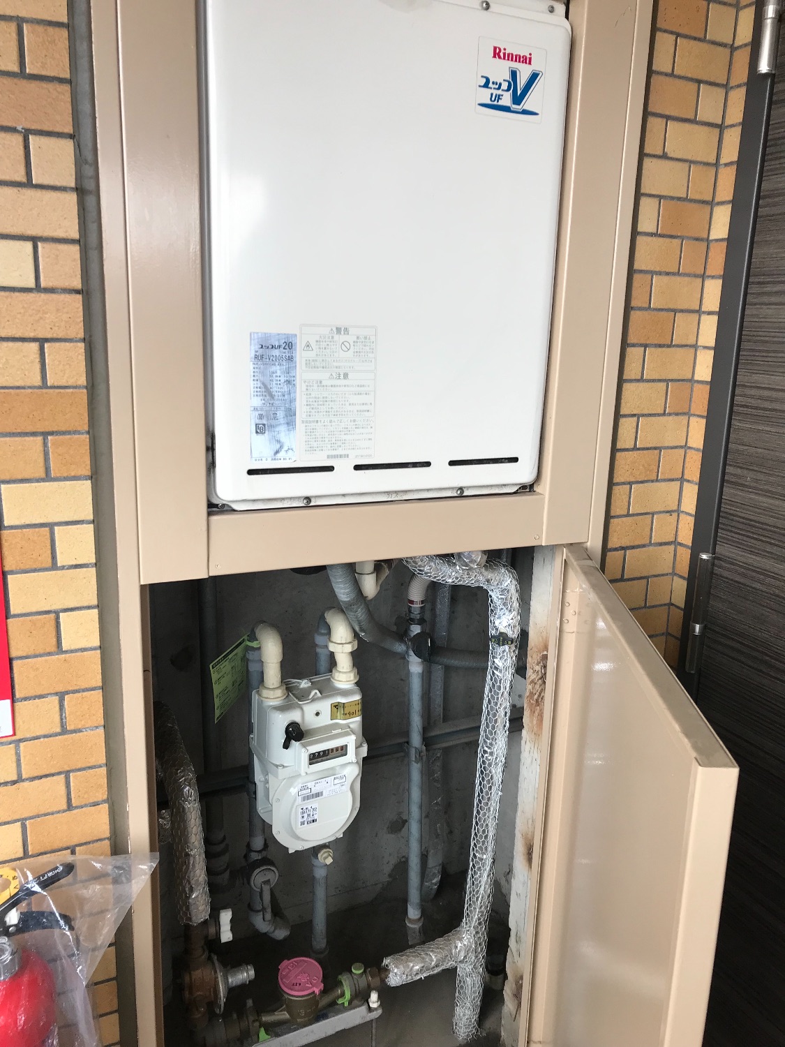 施工前 | 藤沢市周辺エリアのガス給湯器・電気温水器・エコキュート交換｜ 株式会社内藤商事