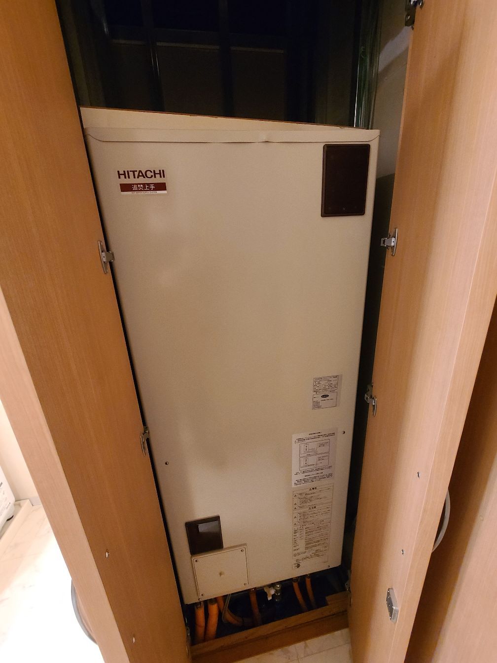 施工前 | 藤沢市周辺エリアのガス給湯器・電気温水器・エコキュート交換｜ 株式会社内藤商事