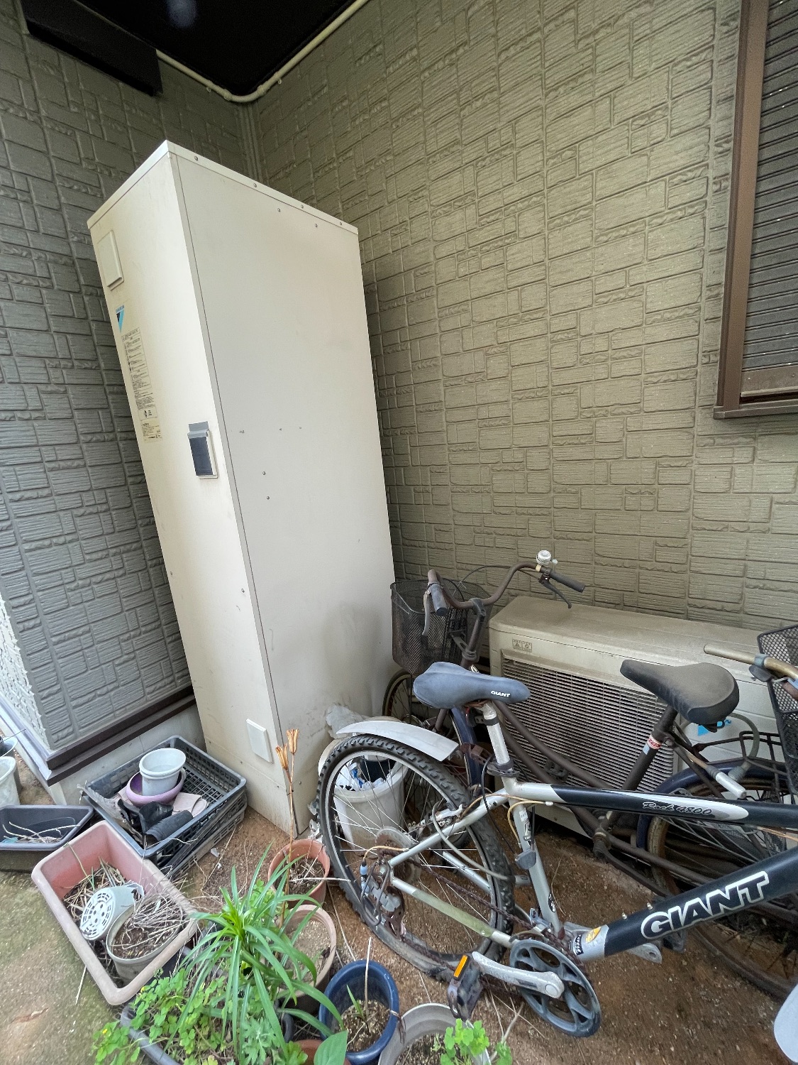 施工前 | 藤沢市周辺エリアのガス給湯器・電気温水器・エコキュート交換｜ 株式会社内藤商事