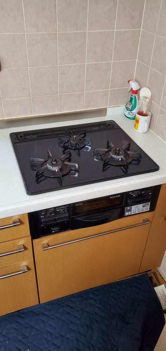 施工前 | 藤沢市周辺エリアのガス給湯器・電気温水器・エコキュート交換｜ 株式会社内藤商事