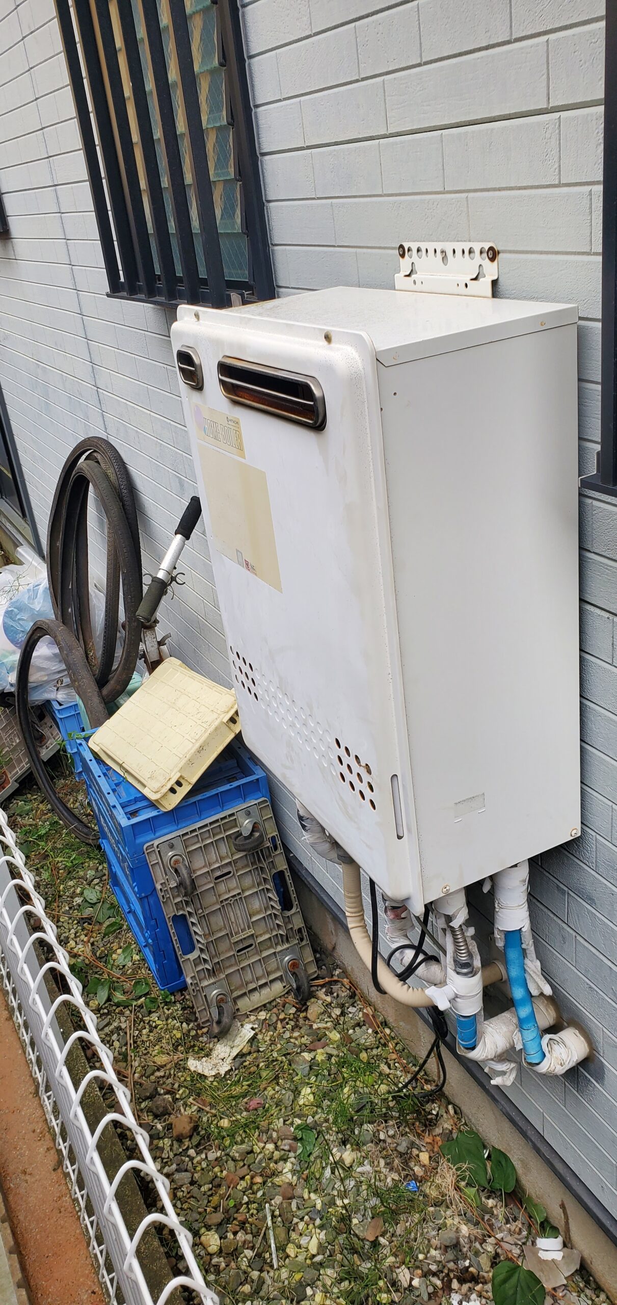 施工前 | 藤沢市周辺エリアのガス給湯器・電気温水器・エコキュート交換｜ 株式会社内藤商事