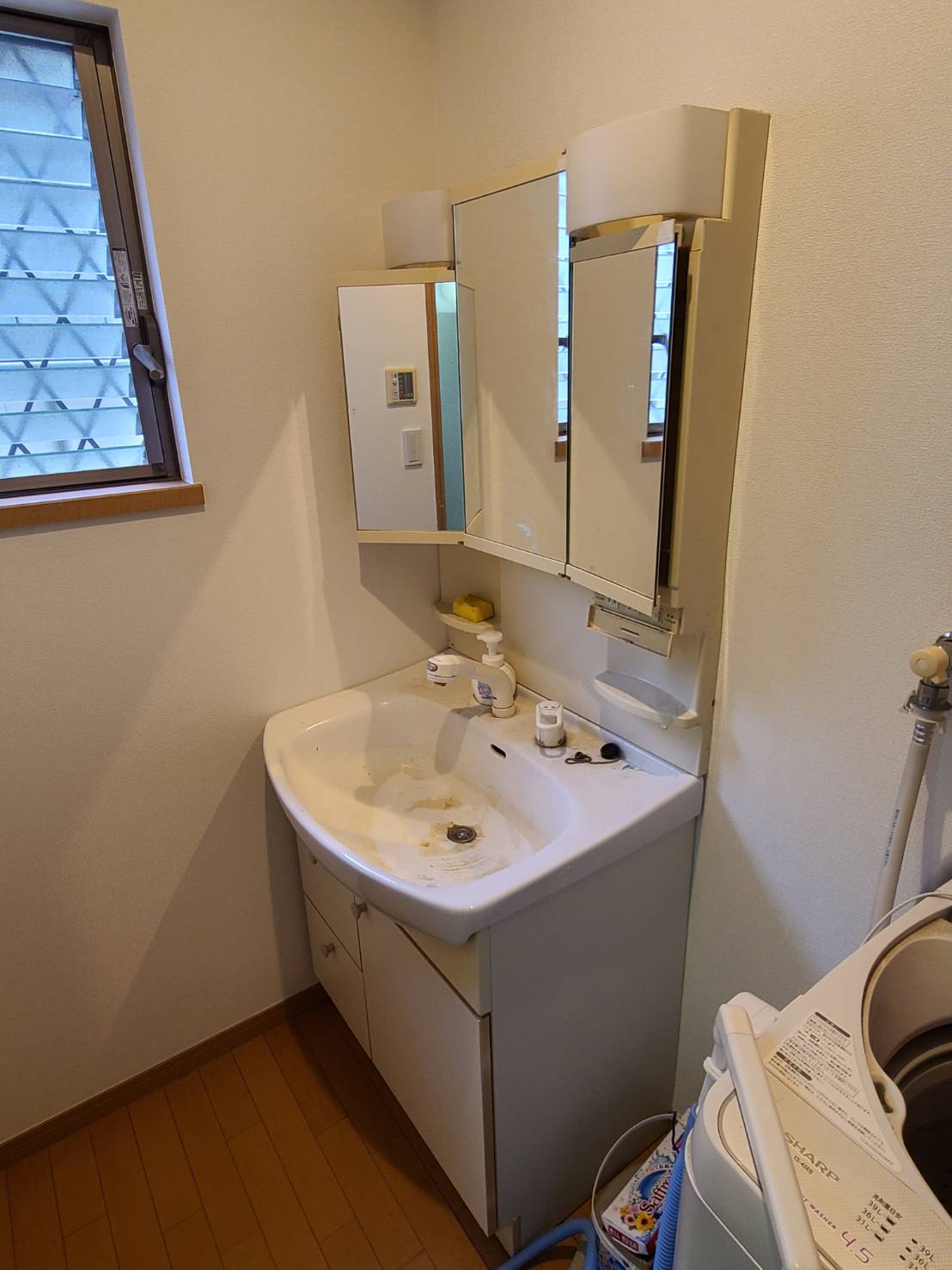 施工前 | 藤沢市周辺エリアのガス給湯器・電気温水器・エコキュート交換｜ 株式会社内藤商事