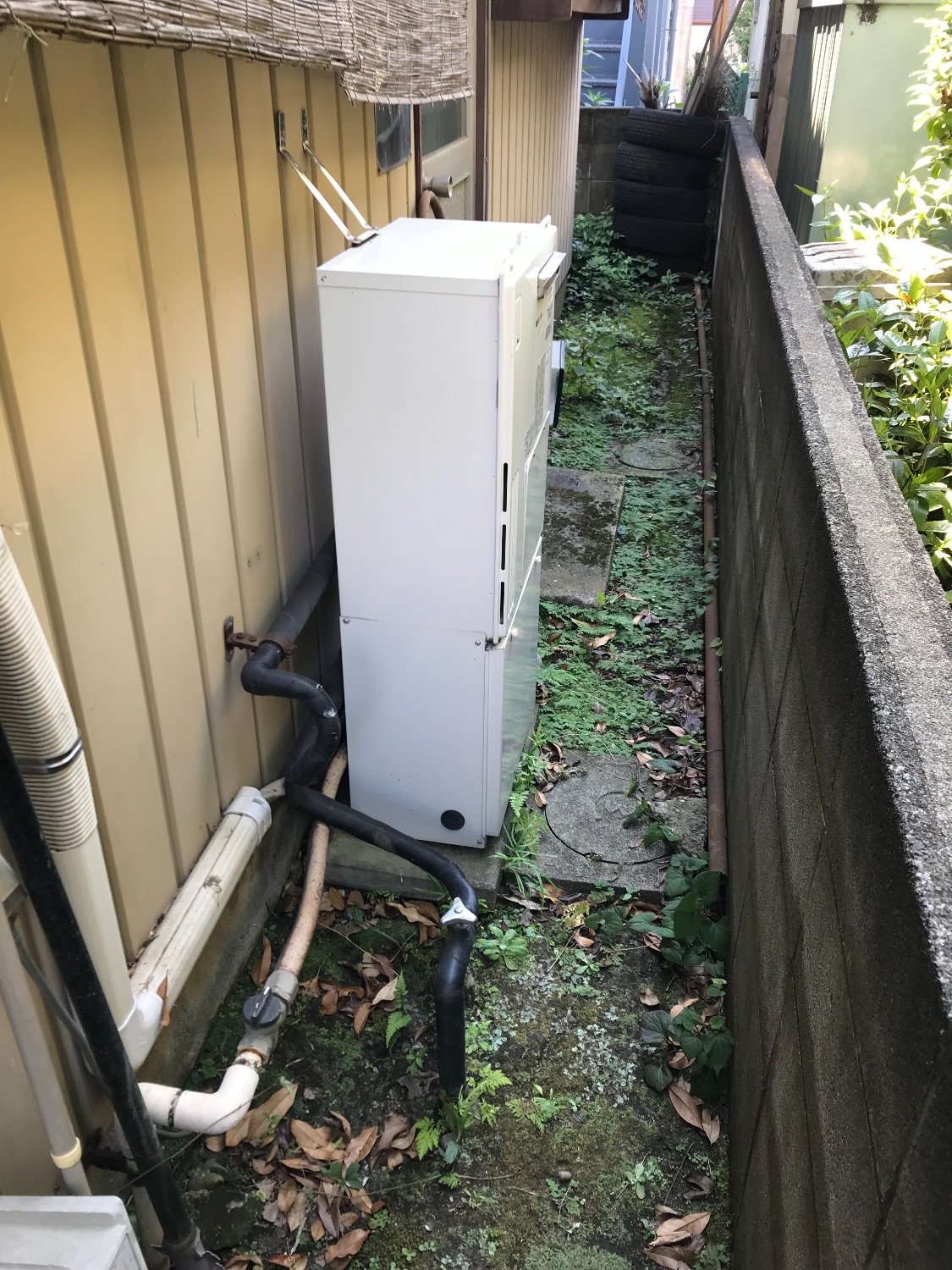 施工前 | 藤沢市周辺エリアのガス給湯器・電気温水器・エコキュート交換｜ 株式会社内藤商事