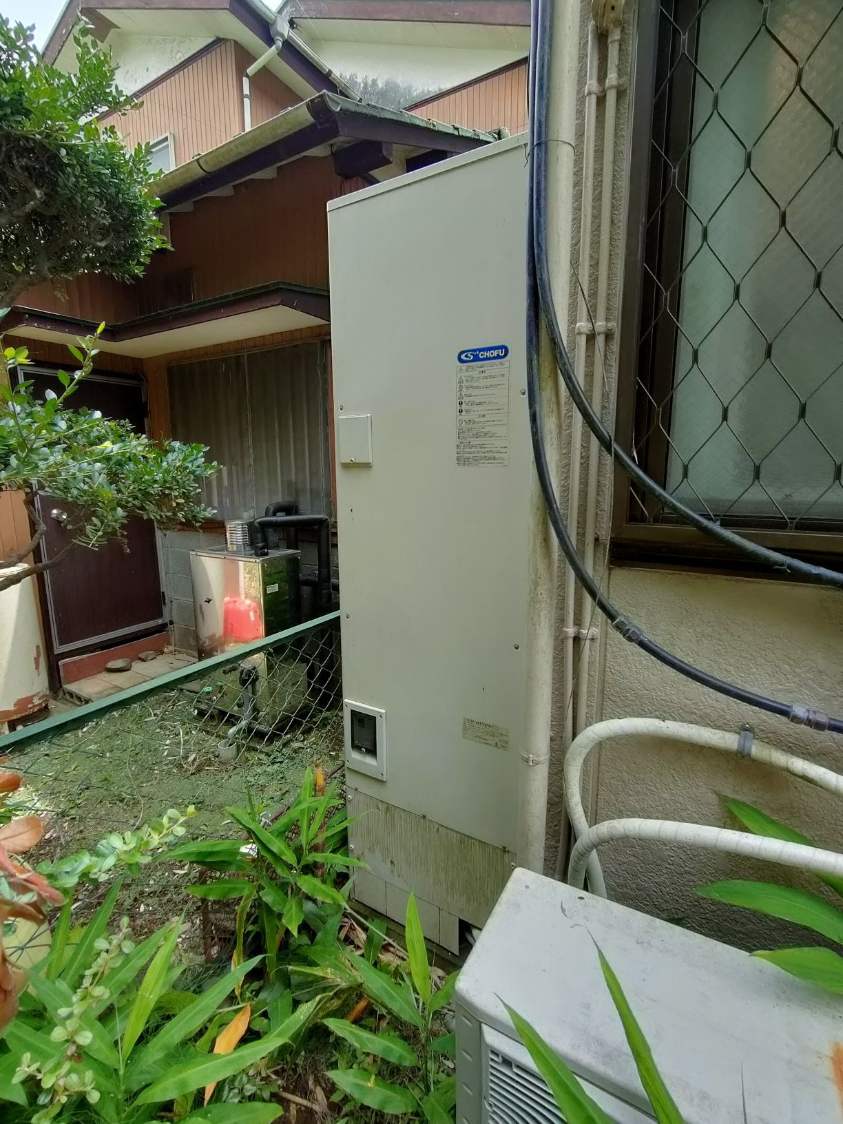 施工前 | 藤沢市周辺エリアのガス給湯器・電気温水器・エコキュート交換｜ 株式会社内藤商事