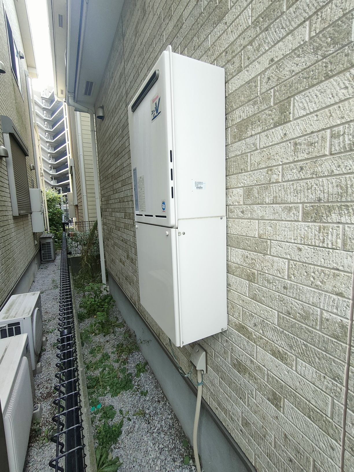 施工前 | 藤沢市周辺エリアのガス給湯器・電気温水器・エコキュート交換｜ 株式会社内藤商事