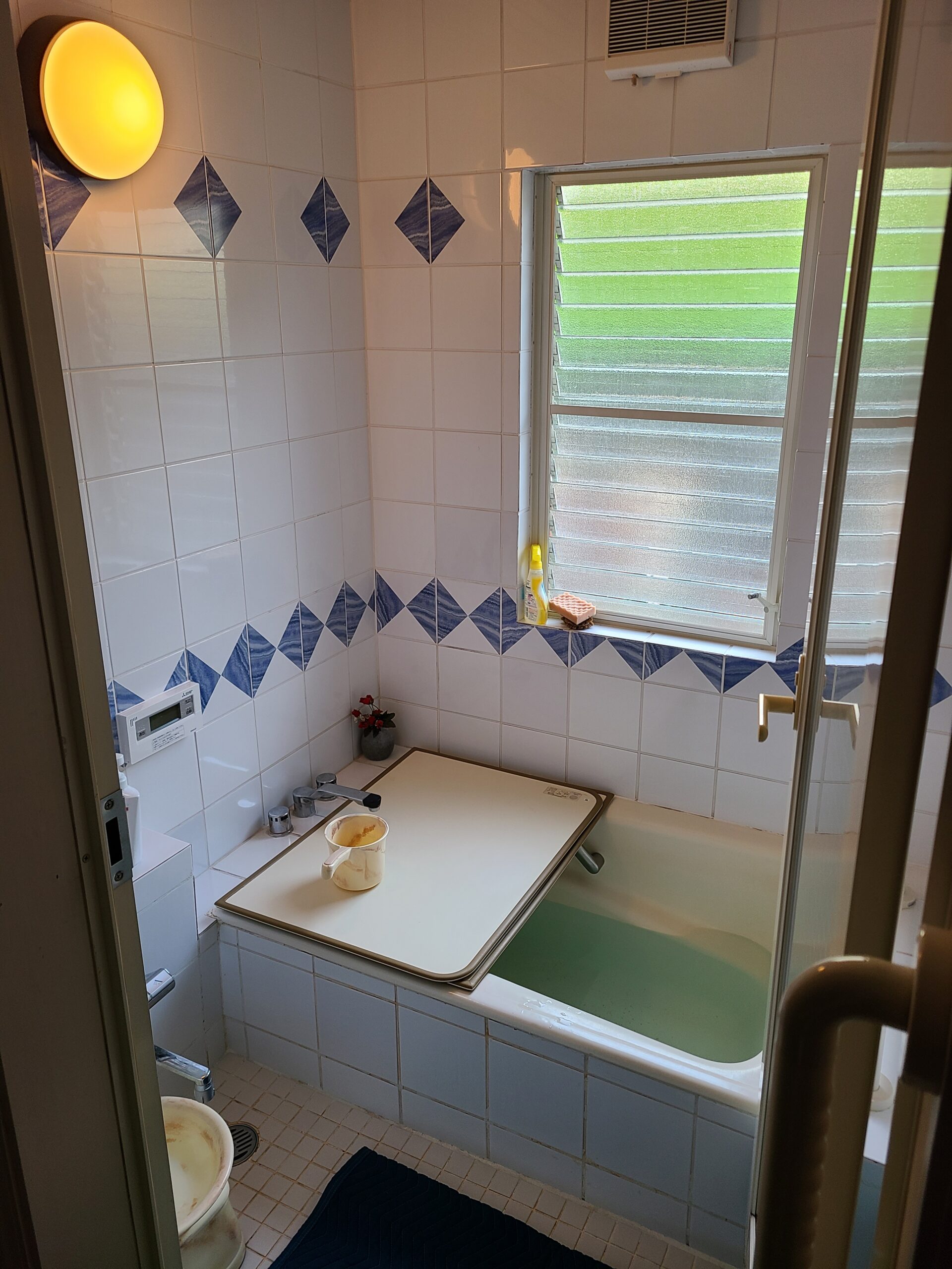 施工前 | 藤沢市周辺エリアのガス給湯器・電気温水器・エコキュート交換｜ 株式会社内藤商事