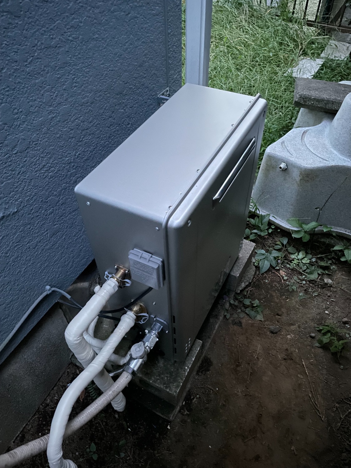 施工後 | 藤沢市周辺エリアのガス給湯器・電気温水器・エコキュート交換｜ 株式会社内藤商事