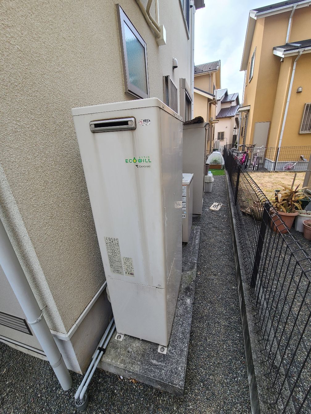 施工前 | 藤沢市周辺エリアのガス給湯器・電気温水器・エコキュート交換｜ 株式会社内藤商事