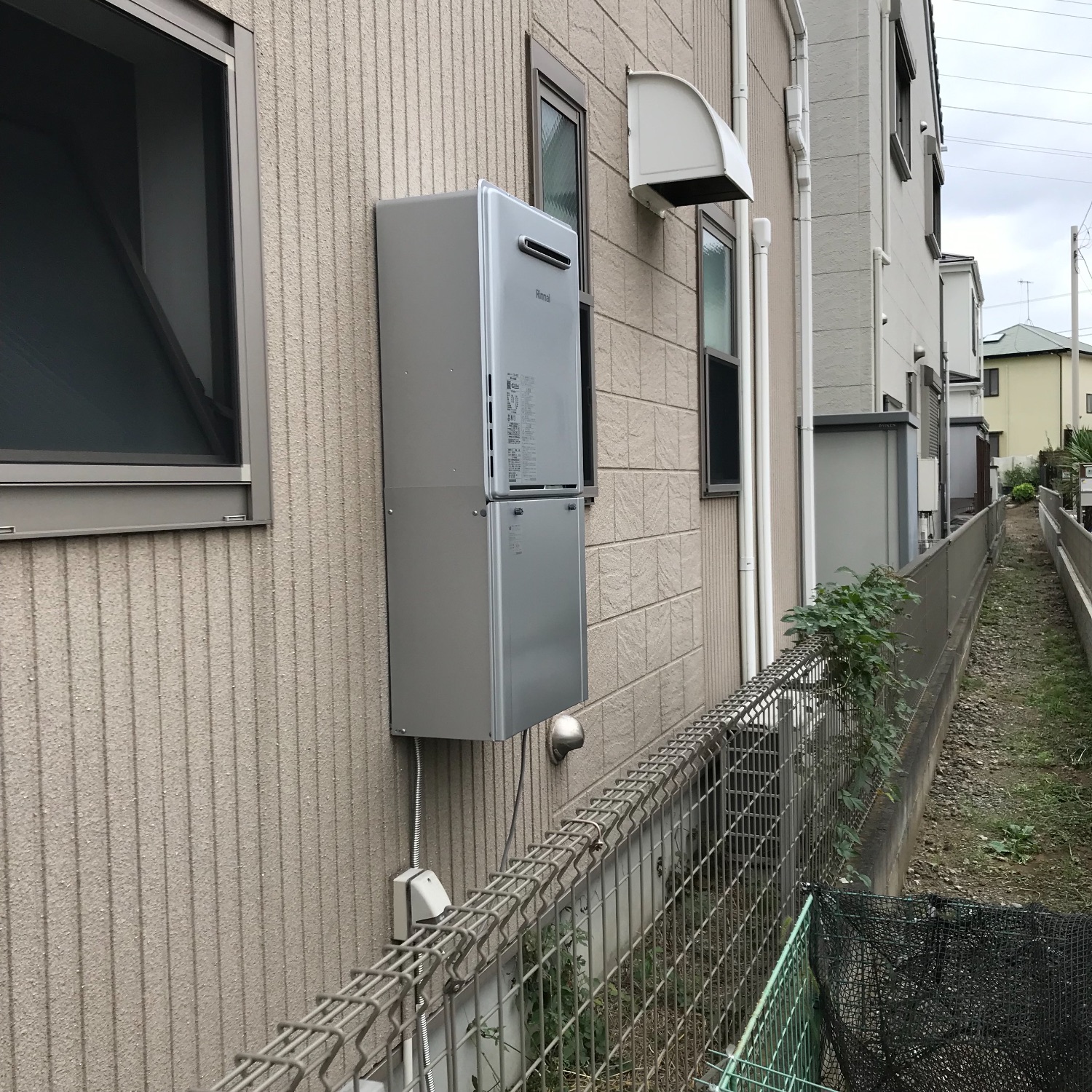 施工後 | 藤沢市周辺エリアのガス給湯器・電気温水器・エコキュート交換｜ 株式会社内藤商事