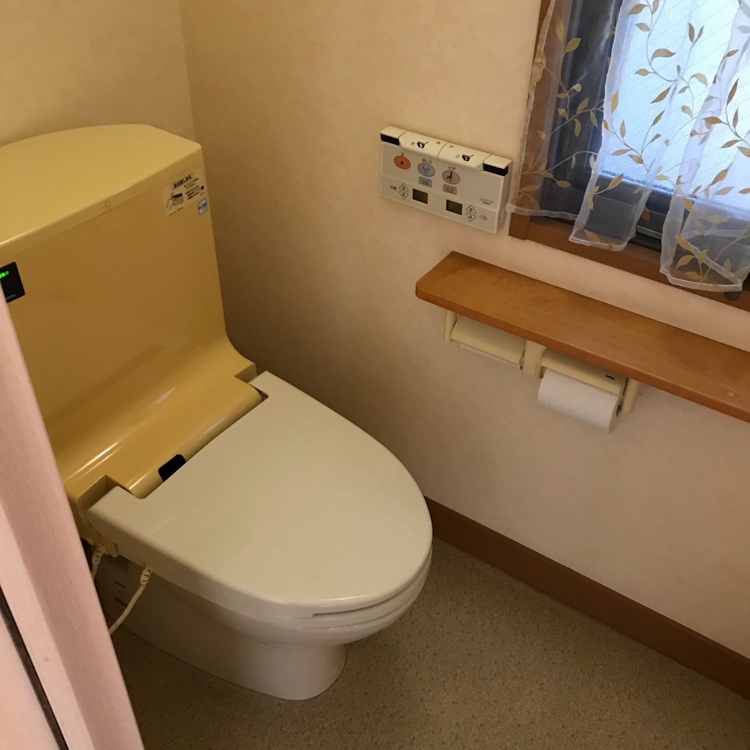 施工前 | 藤沢市周辺エリアのガス給湯器・電気温水器・エコキュート交換｜ 株式会社内藤商事