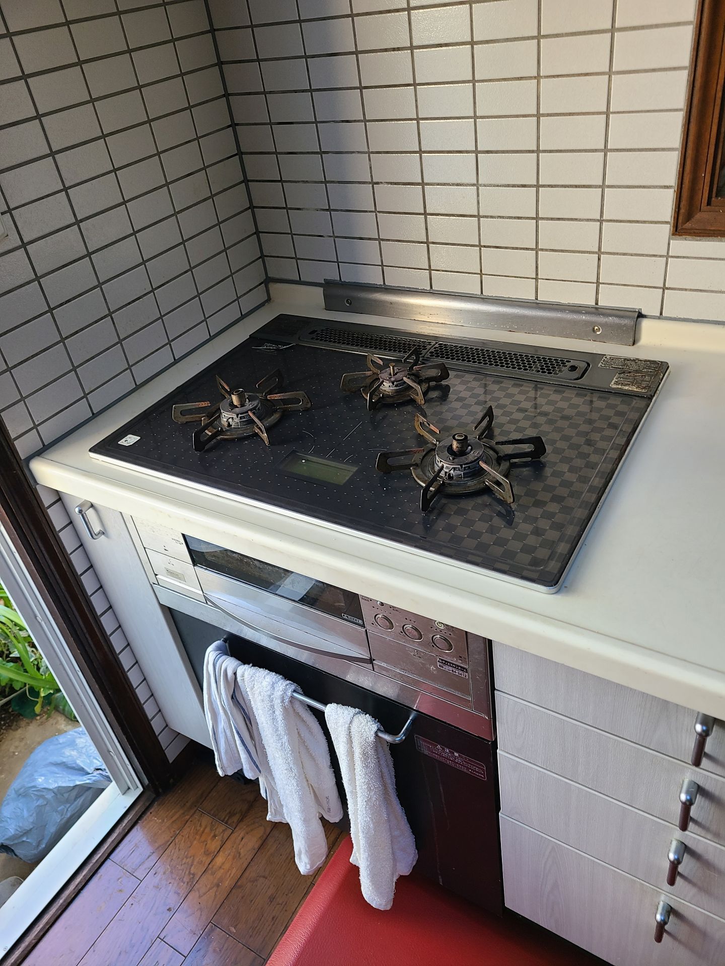 施工前 | 藤沢市周辺エリアのガス給湯器・電気温水器・エコキュート交換｜ 株式会社内藤商事