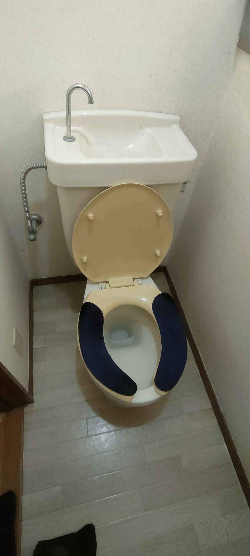 施工前 | 藤沢市周辺エリアのガス給湯器・電気温水器・エコキュート交換｜ 株式会社内藤商事