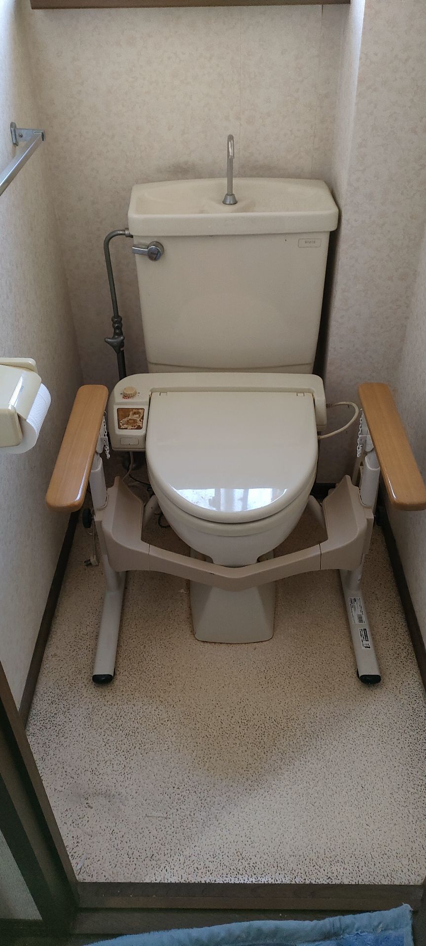 施工前 | 藤沢市周辺エリアのガス給湯器・電気温水器・エコキュート交換｜ 株式会社内藤商事