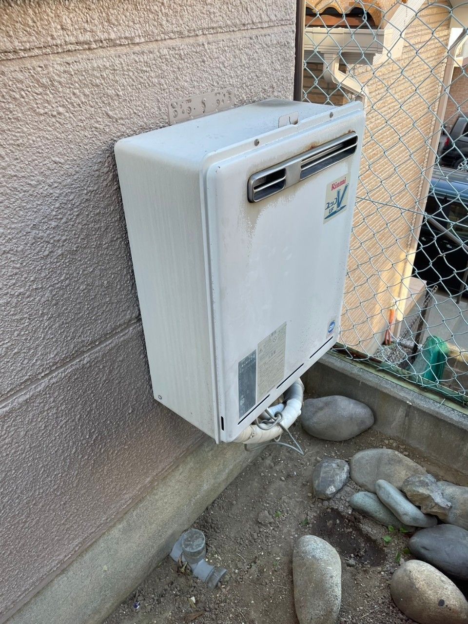 施工前 | 藤沢市周辺エリアのガス給湯器・電気温水器・エコキュート交換｜ 株式会社内藤商事