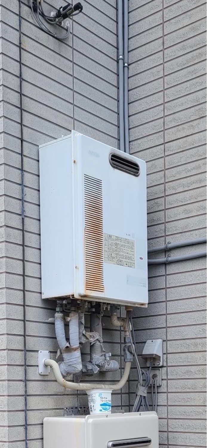 施工前 | 藤沢市周辺エリアのガス給湯器・電気温水器・エコキュート交換｜ 株式会社内藤商事
