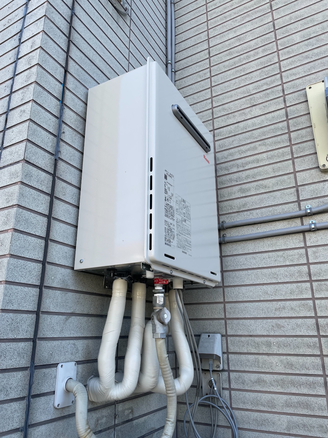 施工後 | 藤沢市周辺エリアのガス給湯器・電気温水器・エコキュート交換｜ 株式会社内藤商事