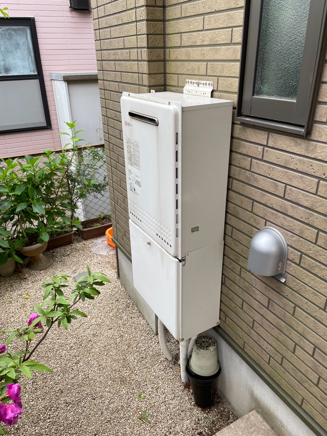 施工前 | 藤沢市周辺エリアのガス給湯器・電気温水器・エコキュート交換｜ 株式会社内藤商事