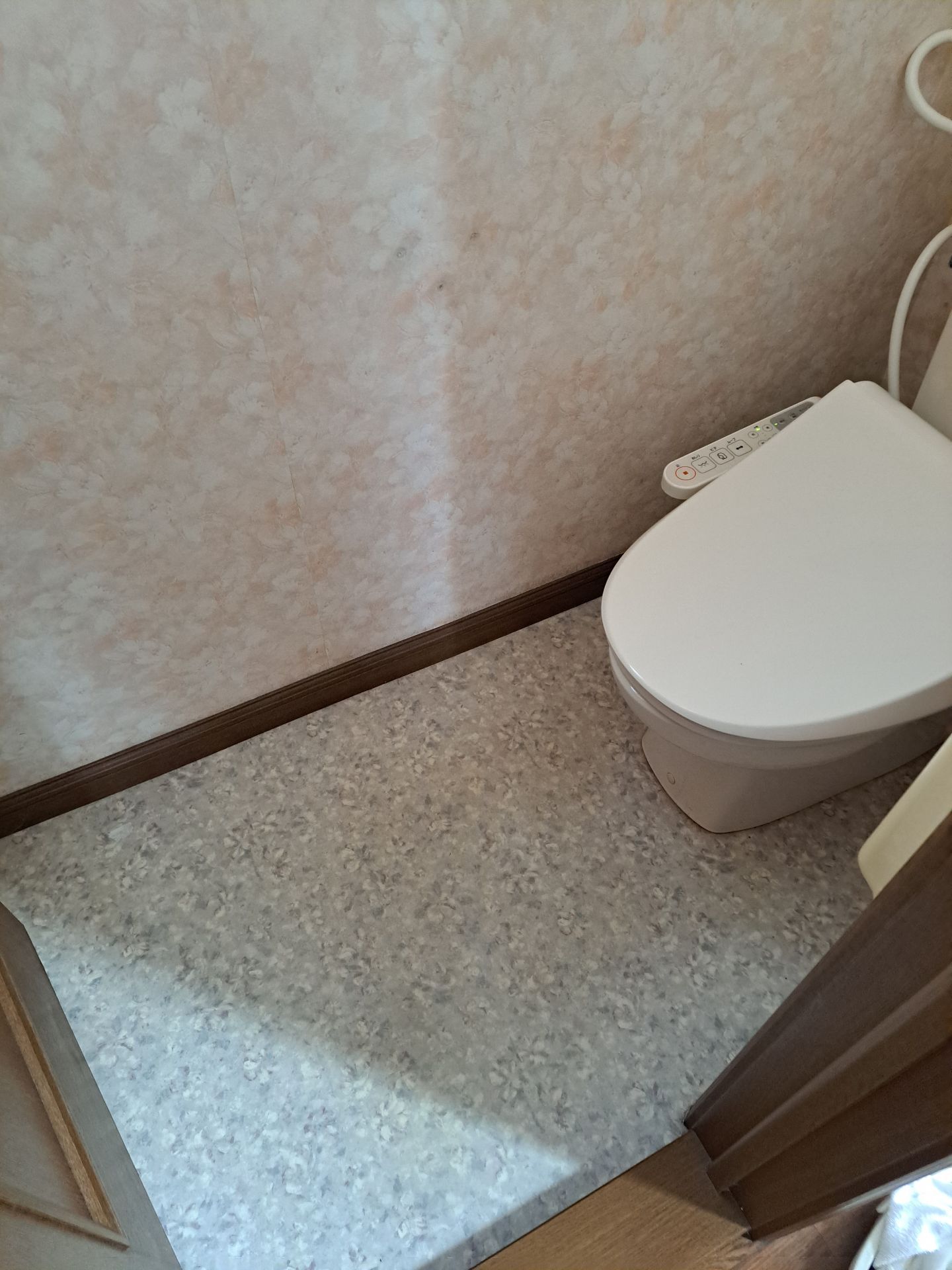 施工前 | 藤沢市周辺エリアのガス給湯器・電気温水器・エコキュート交換｜ 株式会社内藤商事