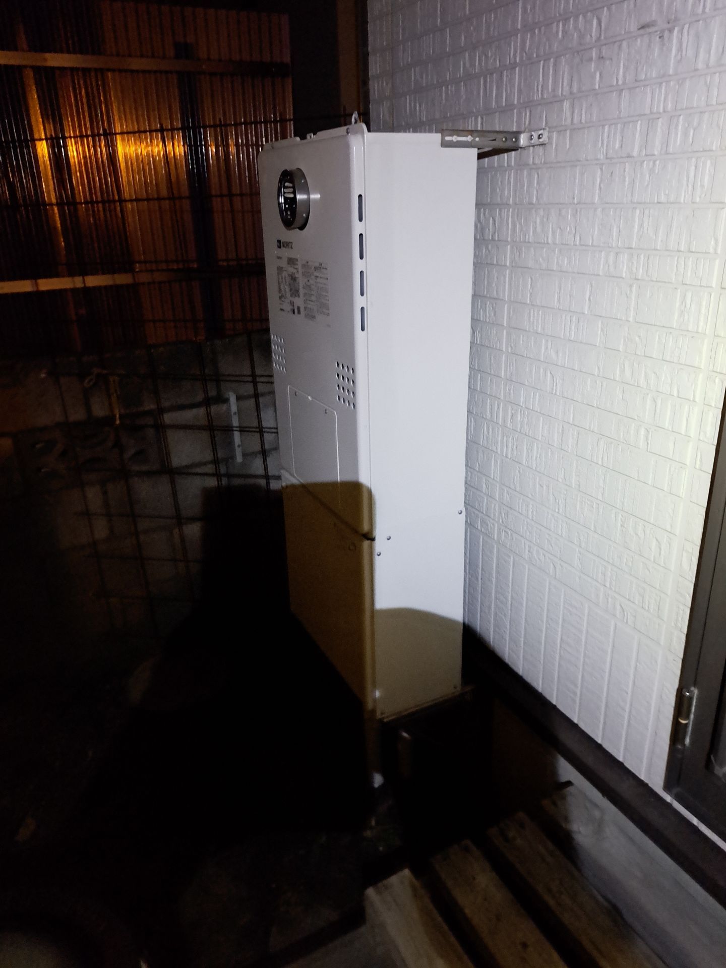 施工後 | 藤沢市周辺エリアのガス給湯器・電気温水器・エコキュート交換｜ 株式会社内藤商事