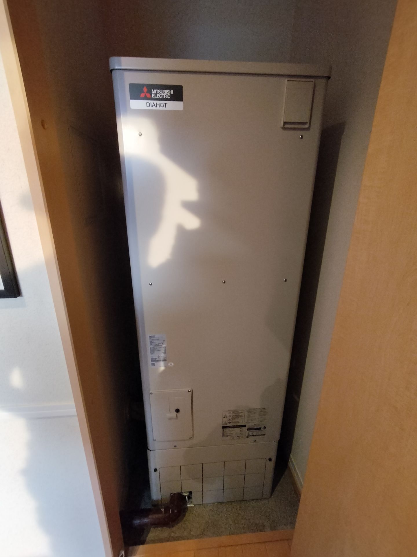 施工後 | 藤沢市周辺エリアのガス給湯器・電気温水器・エコキュート交換｜ 株式会社内藤商事