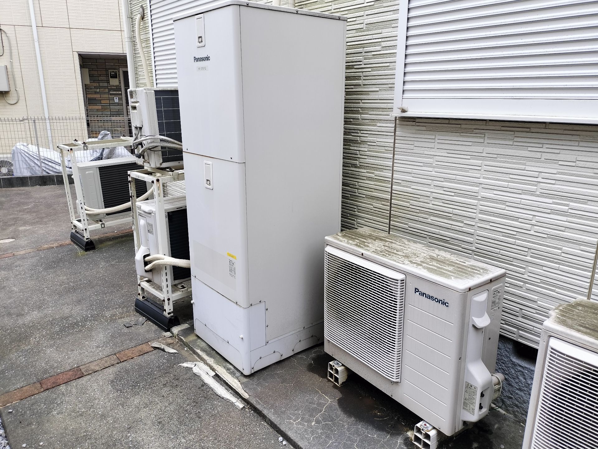 施工前 | 藤沢市周辺エリアのガス給湯器・電気温水器・エコキュート交換｜ 株式会社内藤商事