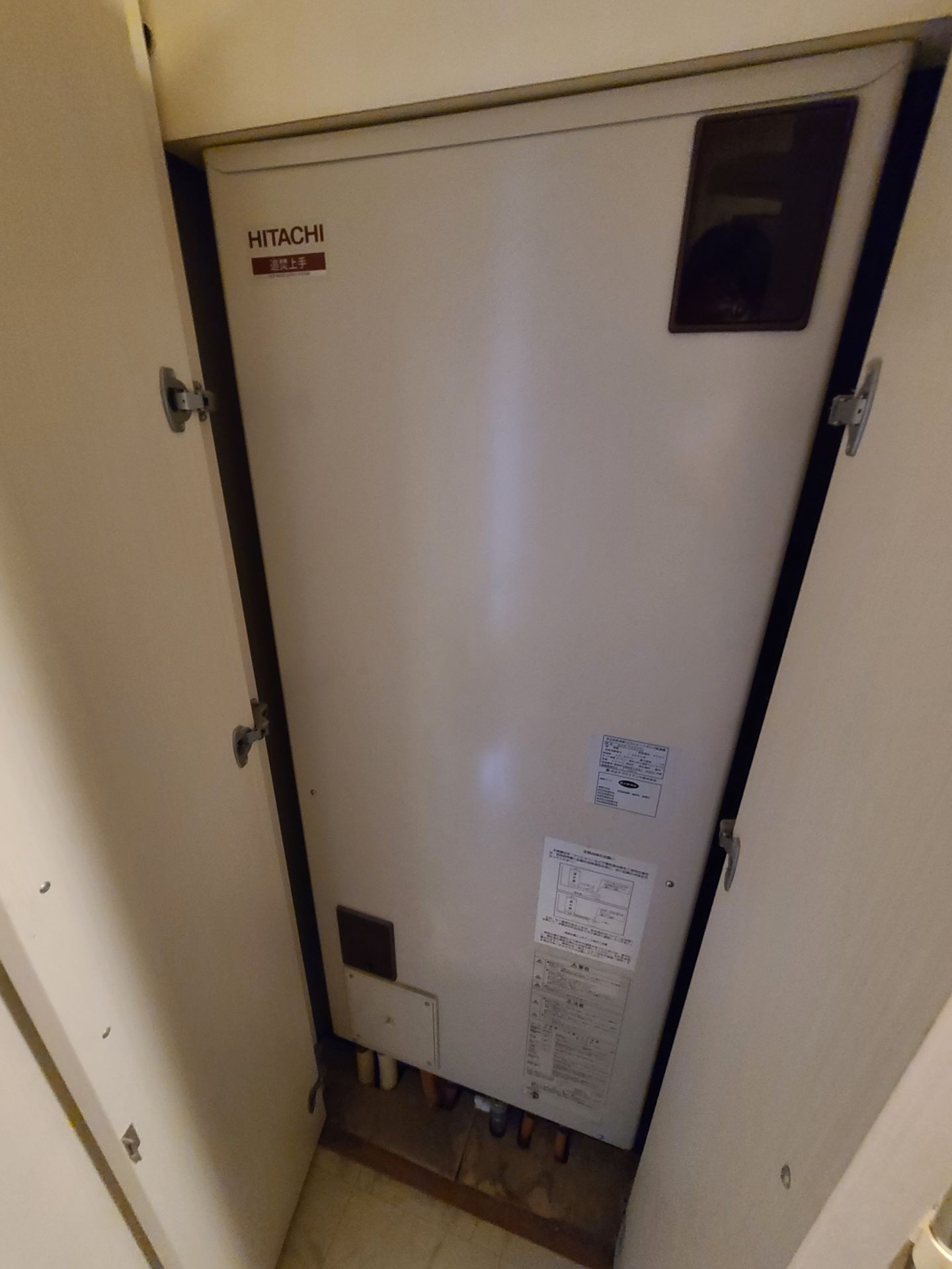 施工前 | 藤沢市周辺エリアのガス給湯器・電気温水器・エコキュート交換｜ 株式会社内藤商事