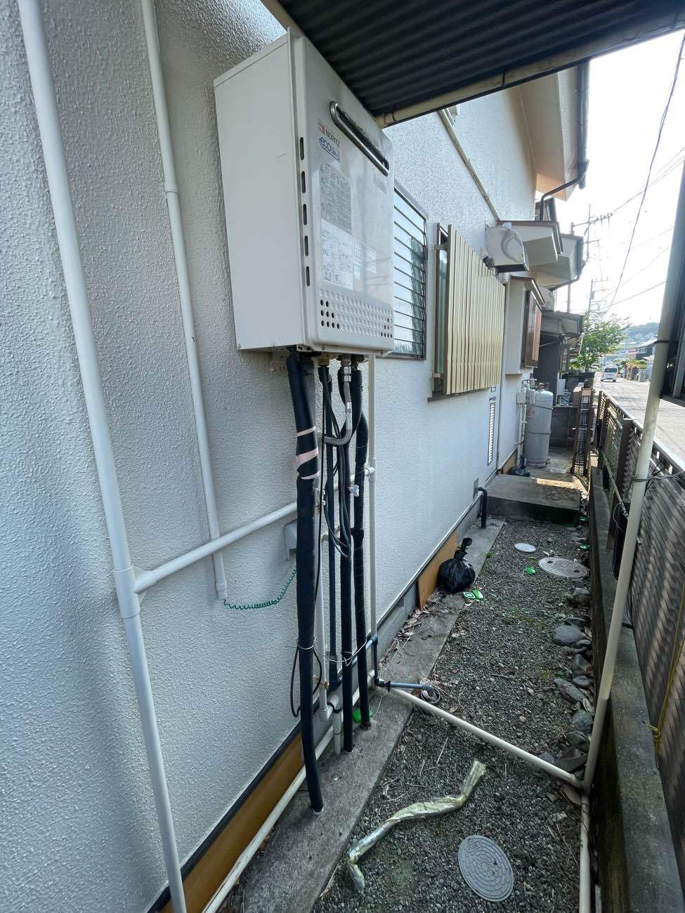 施工前 | 藤沢市周辺エリアのガス給湯器・電気温水器・エコキュート交換｜ 株式会社内藤商事