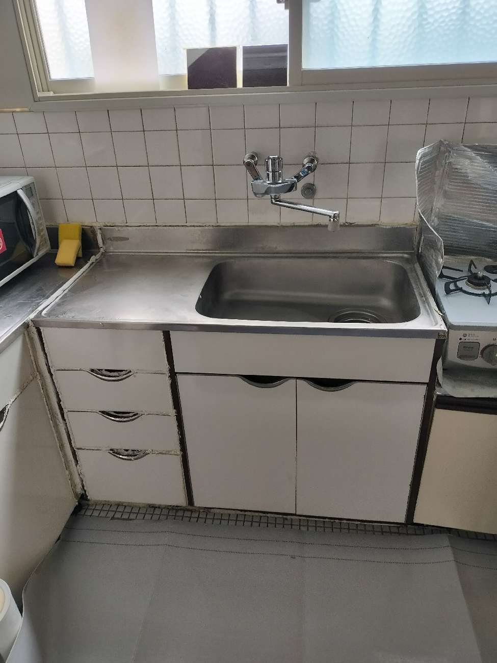 施工前 | 藤沢市周辺エリアのガス給湯器・電気温水器・エコキュート交換｜ 株式会社内藤商事