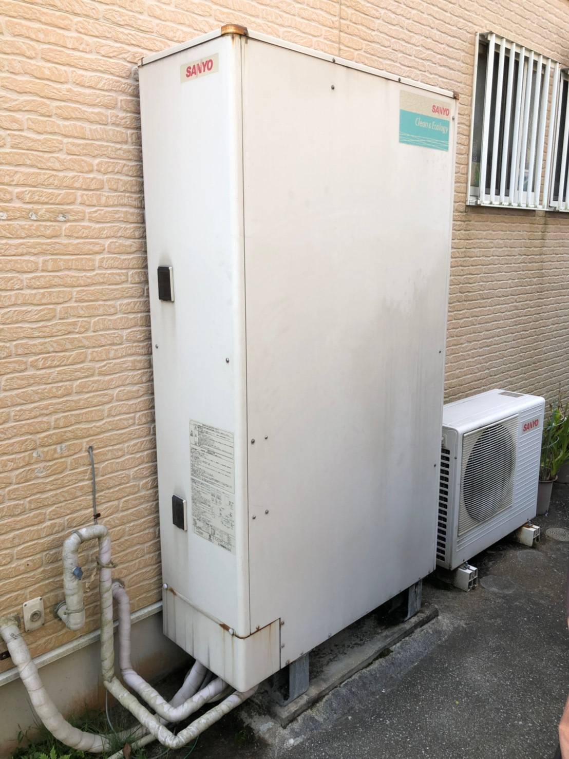 施工前 | 藤沢市周辺エリアのガス給湯器・電気温水器・エコキュート交換｜ 株式会社内藤商事