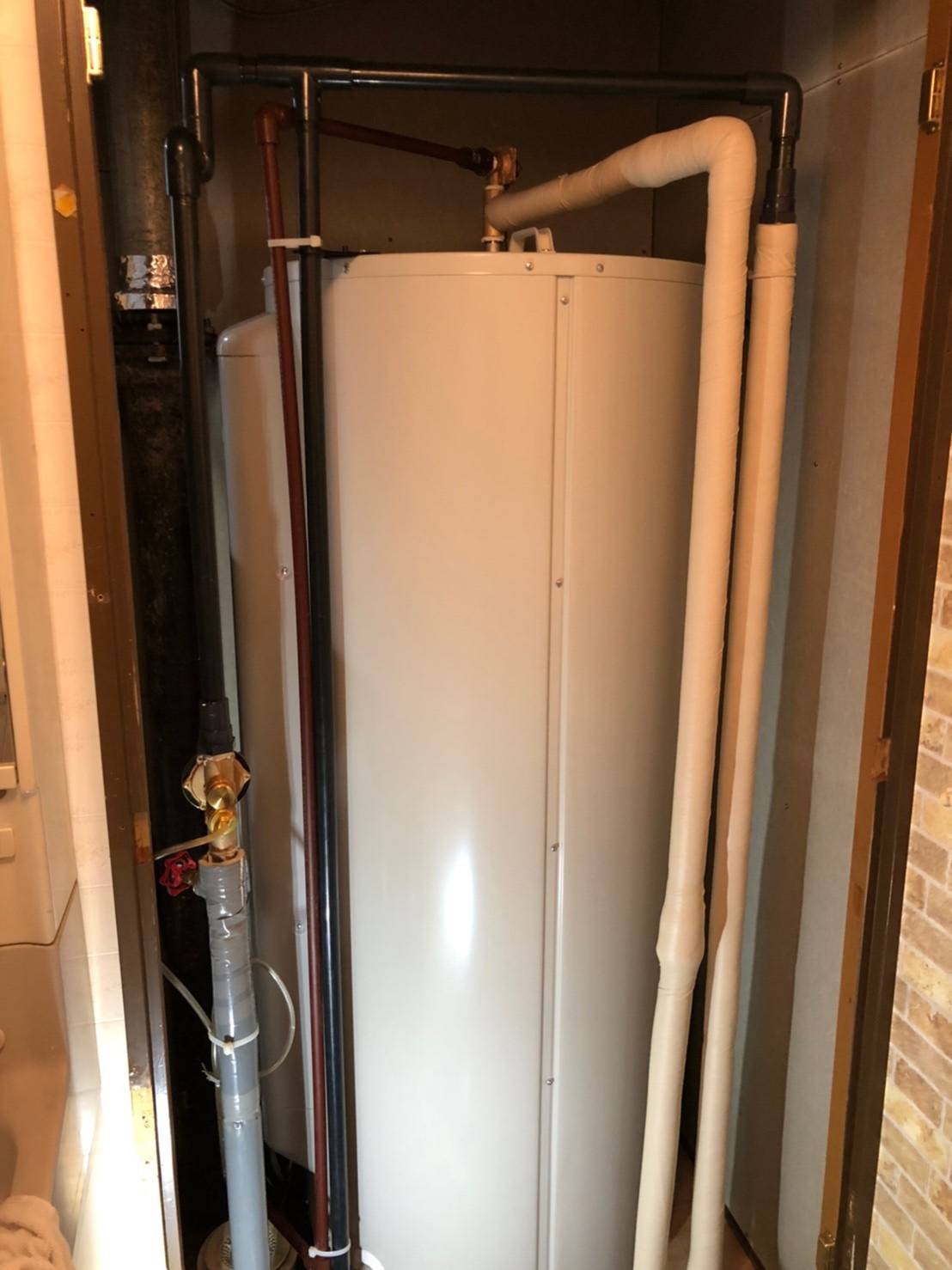 施工前 | 藤沢市周辺エリアのガス給湯器・電気温水器・エコキュート交換｜ 株式会社内藤商事